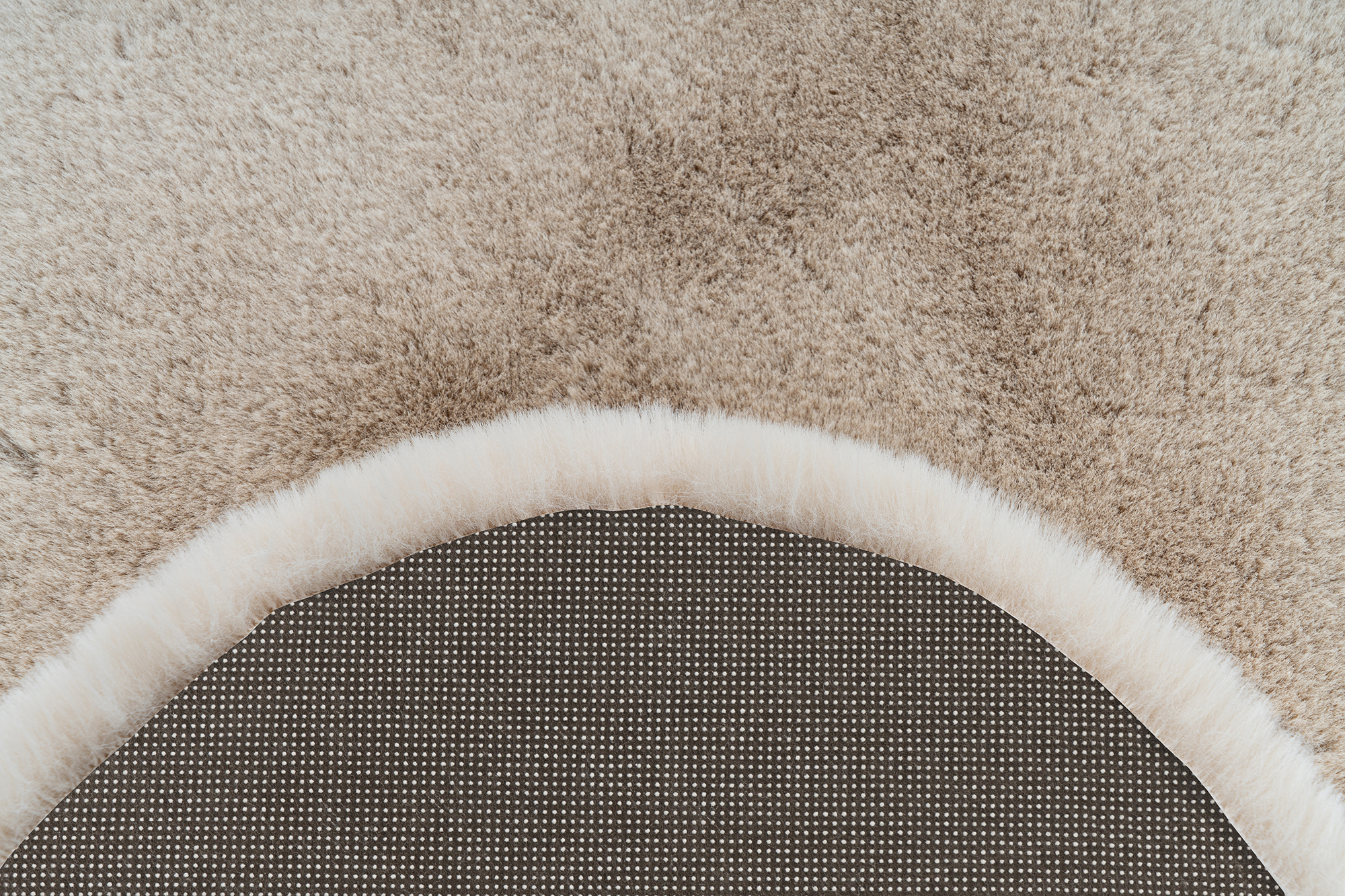 Rabbit Double Sheepskin 300 Creme Rabbit Double Sheepskin 300 Creme