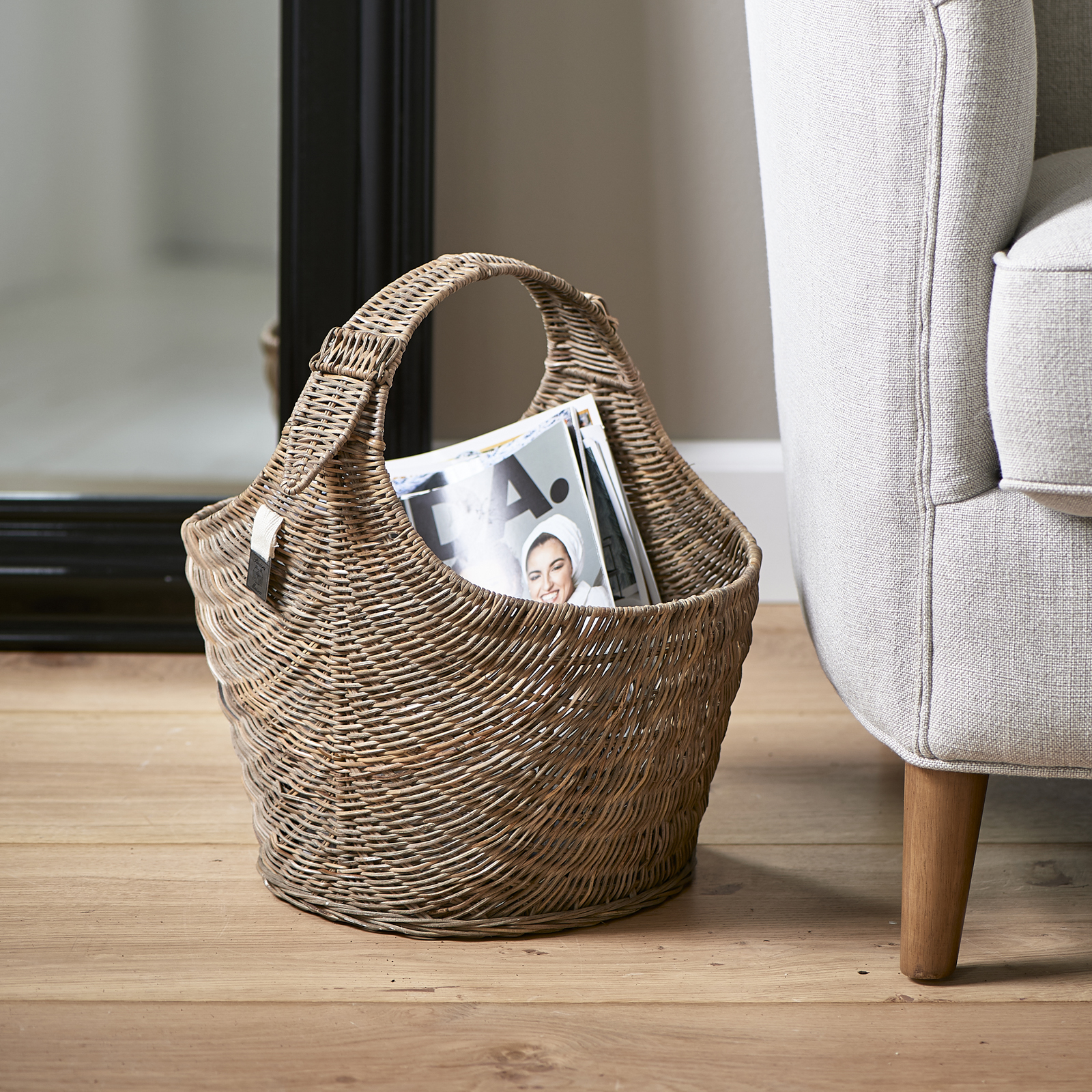 Rustic Rattan Best Magazine Basket