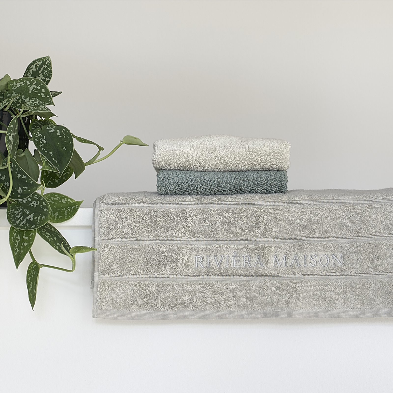 RM Hotel Towel stone 100x50