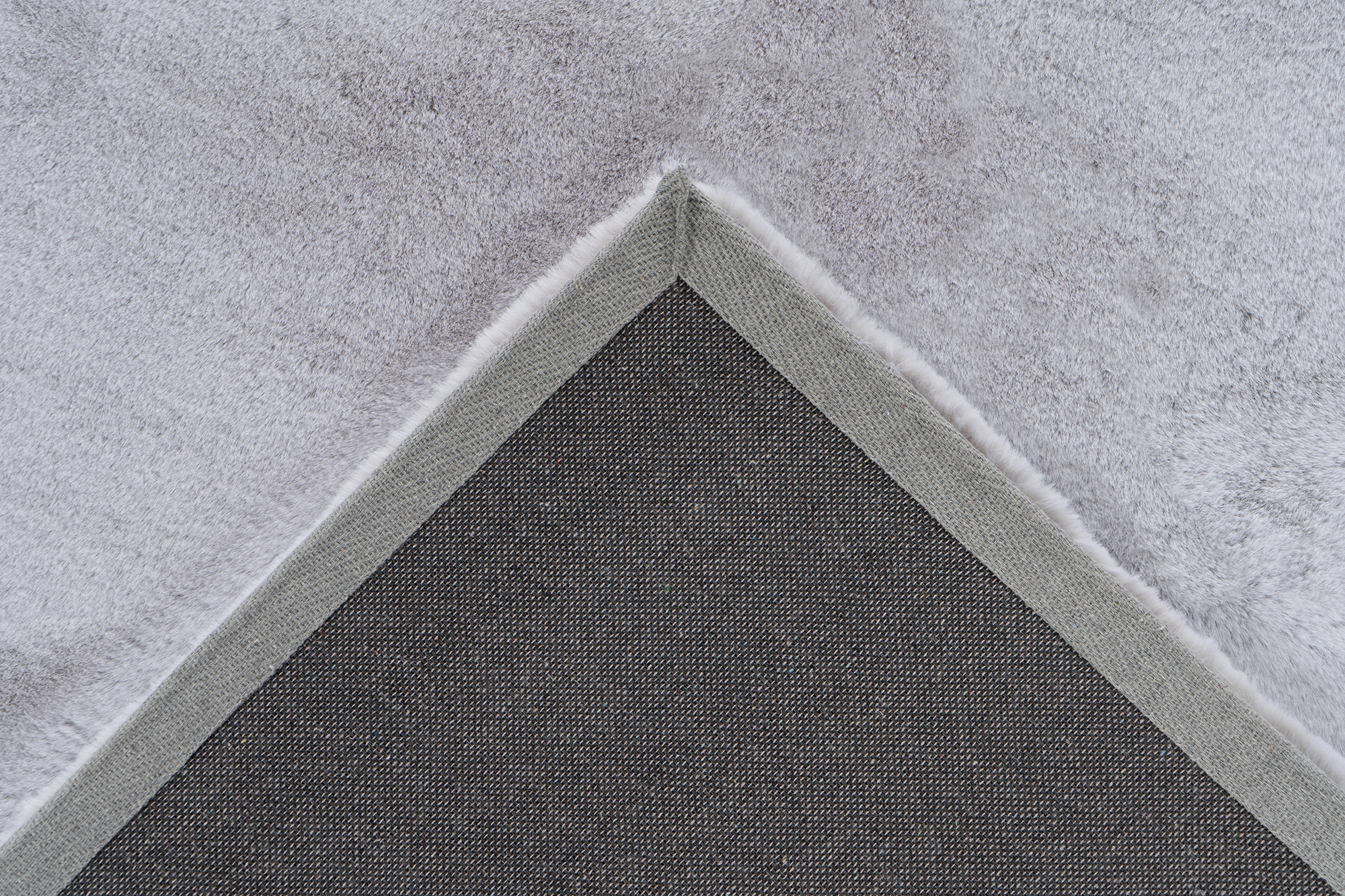 Saika 100-IN Grau / Weiß 80cm x 150cm Saika 100-IN Grau / Weiß 80cm x 150cm