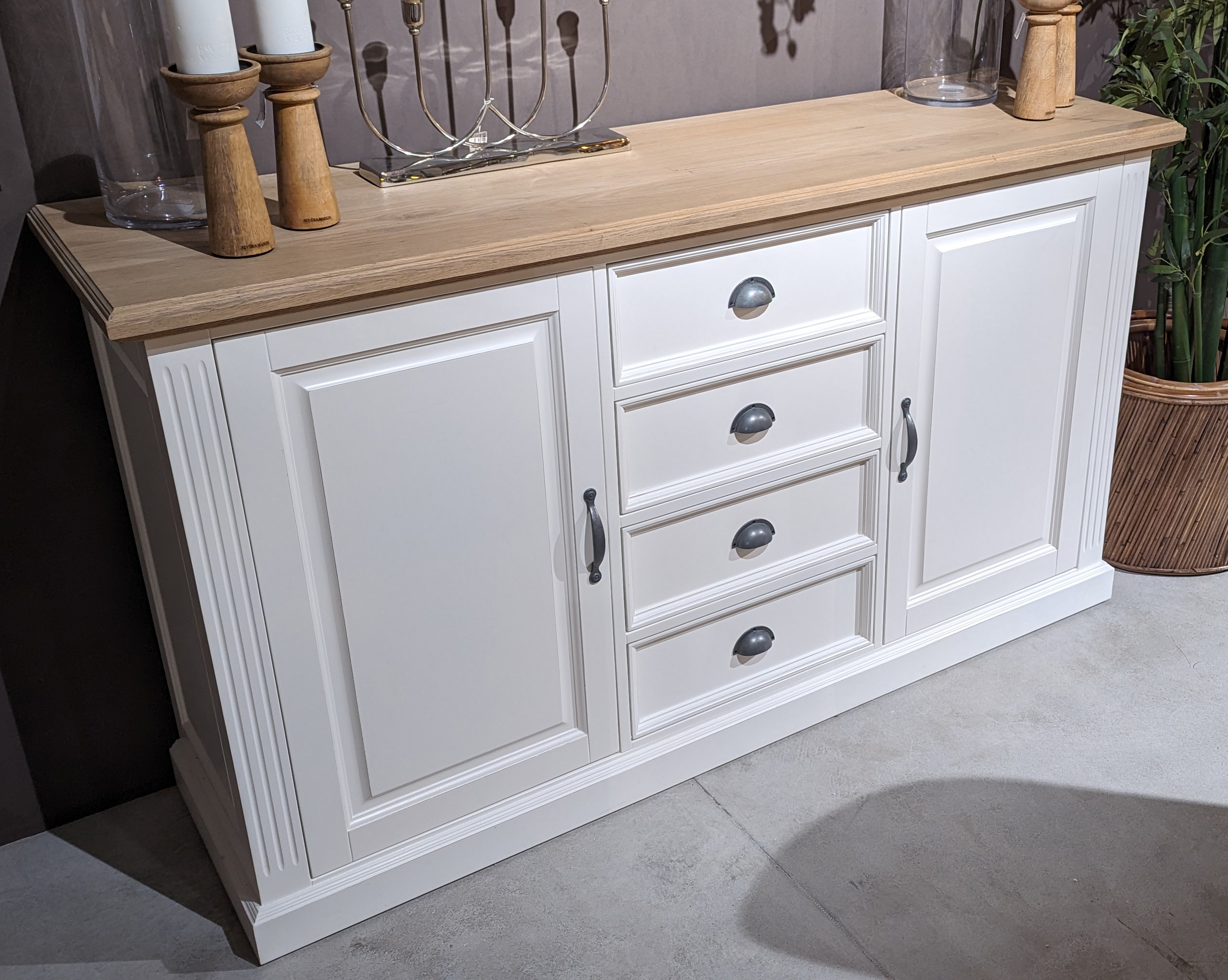XO Interiors Anrichte Chick Landhaus Sideboard Schrank Wohnzimmerschrank Wohnzimmer