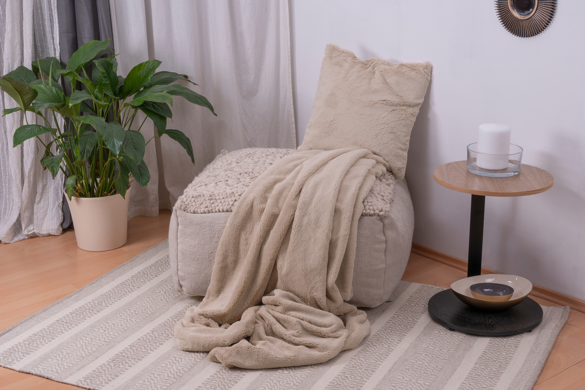 Decke Aimee 125 Creme Decke Aimee 125 Creme