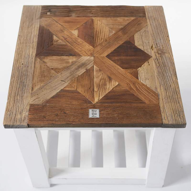 Château Chassigny End Table, 60x60 cm