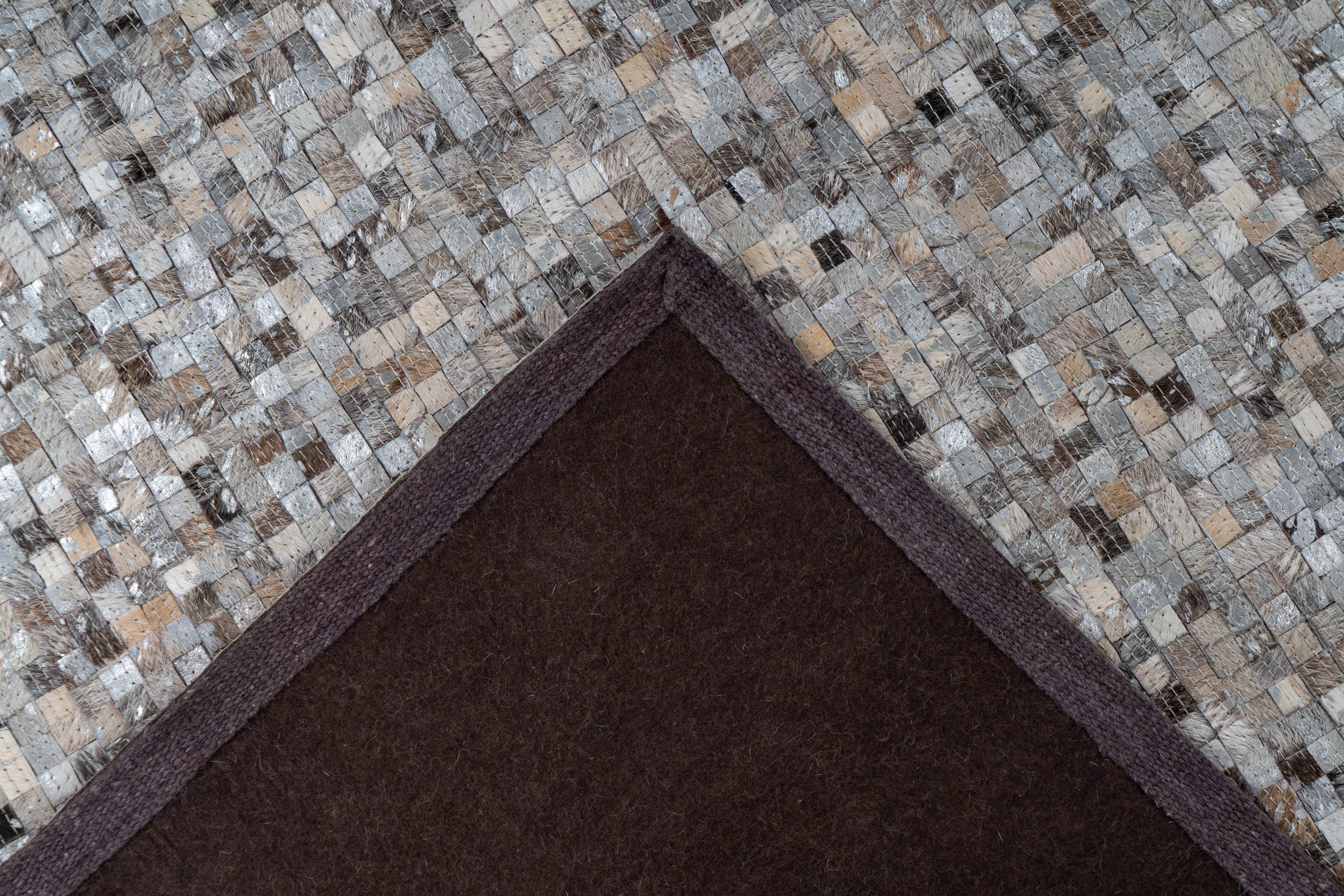 Finish 100 Grau / Silber Finish 100 Grau / Silber
