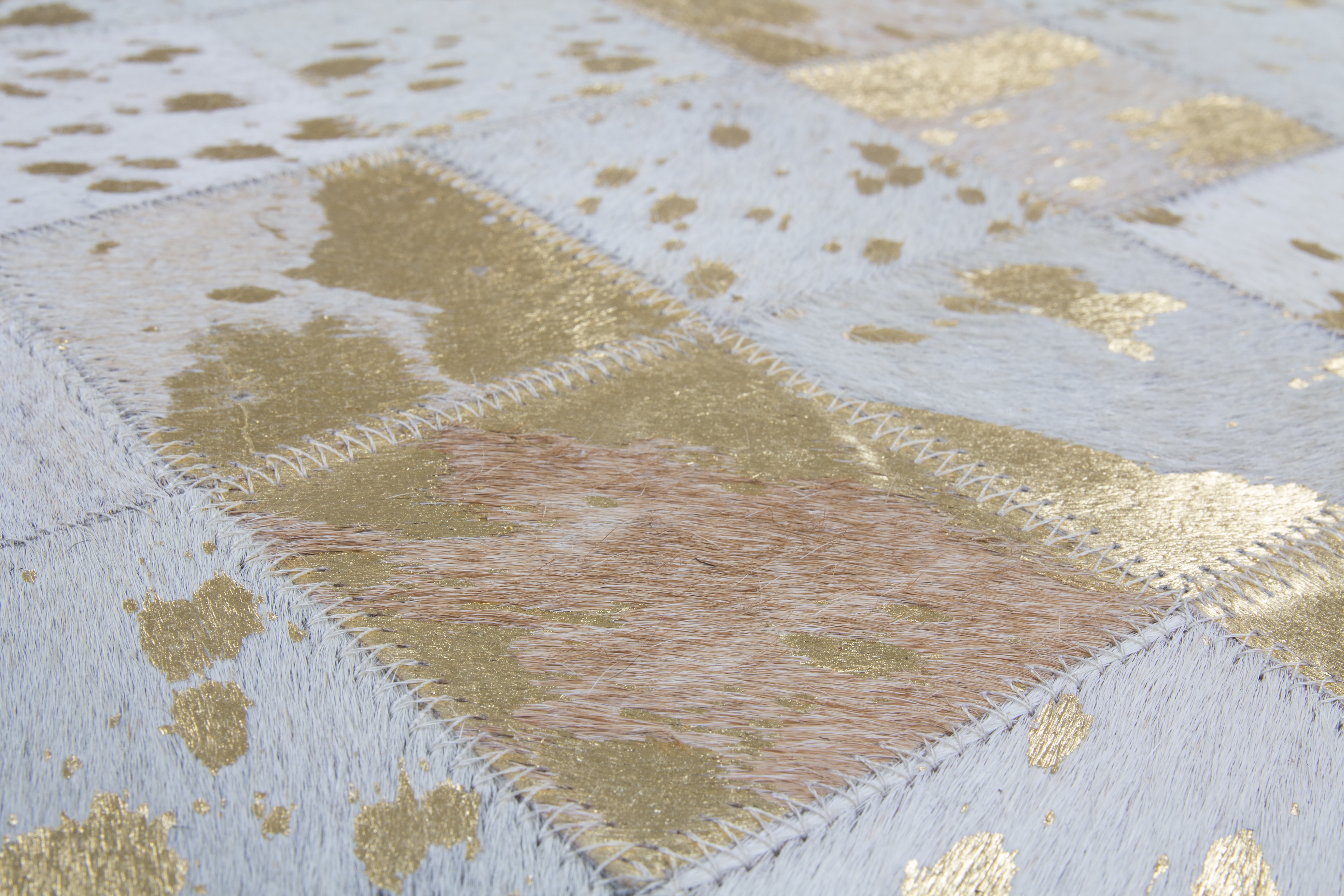 Lavish 210 Elfenbein / Gold Lavish 210 Elfenbein / Gold