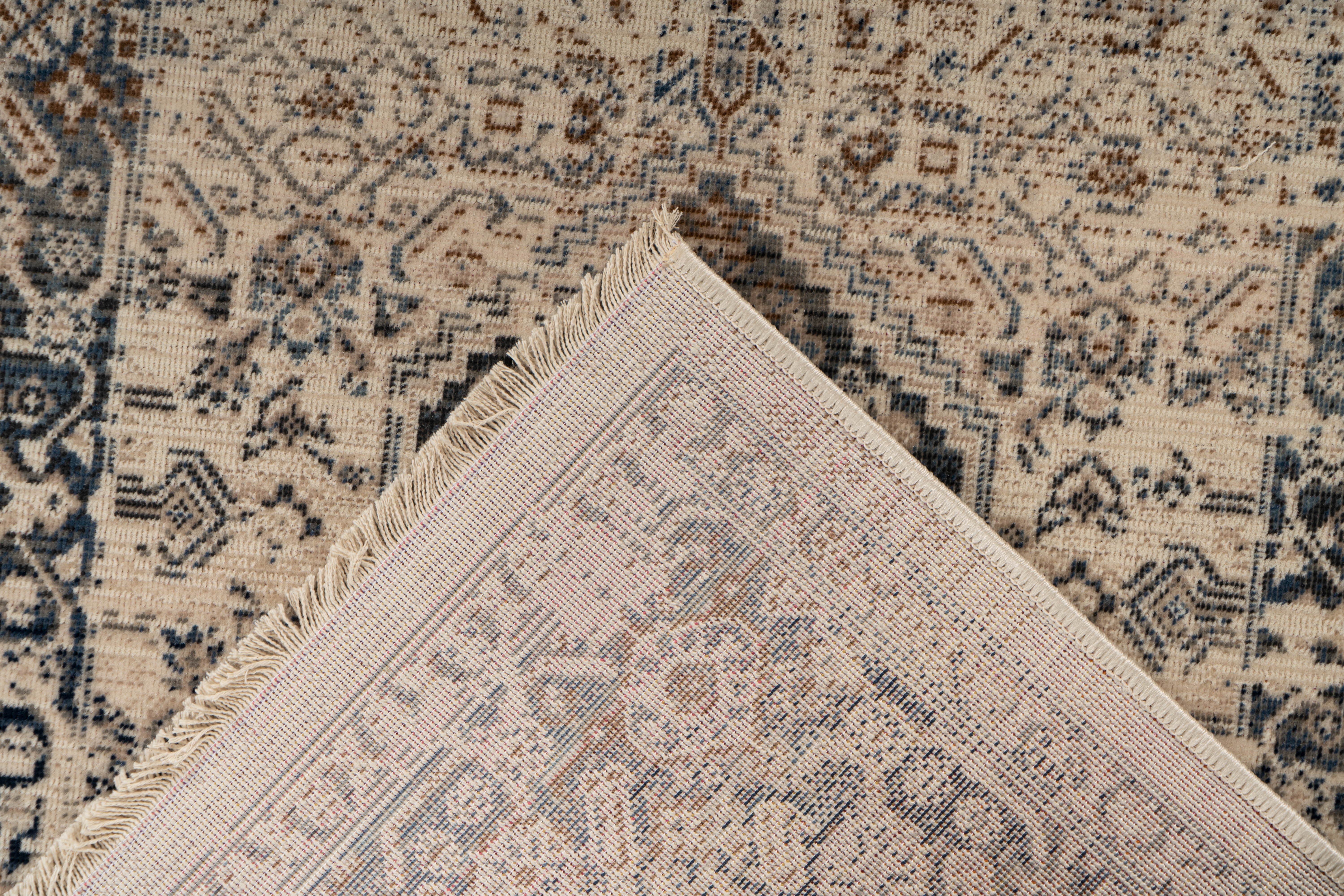 Charu 400-IN Blau 80cm x 150cm Charu 400-IN Blau 80cm x 150cm