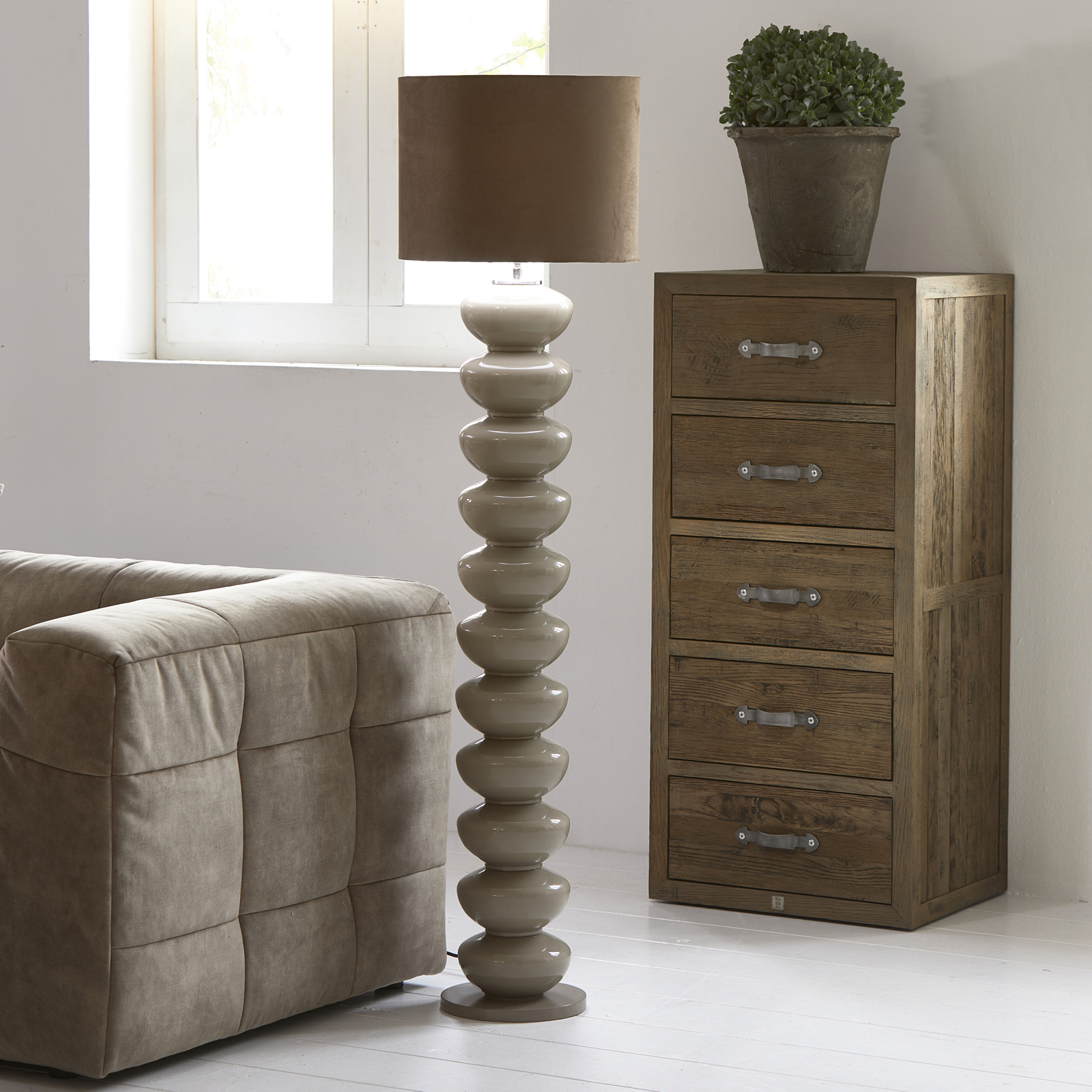 RM Beaugrand Floor Lamp flax XL RM Beaugrand Floor Lamp flax XL