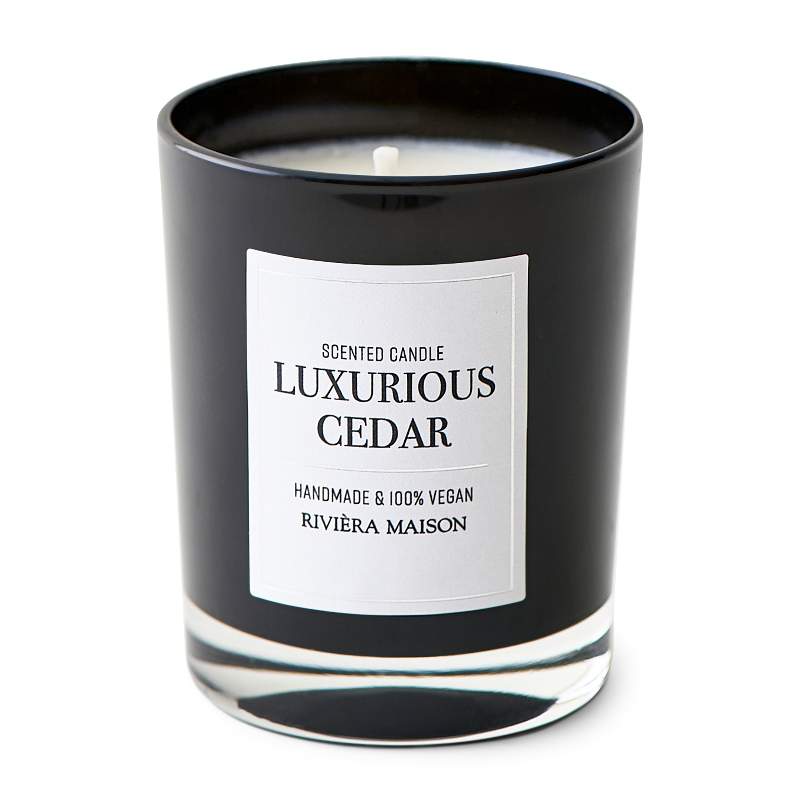 RM Luxurious Cedar Scented Candle M