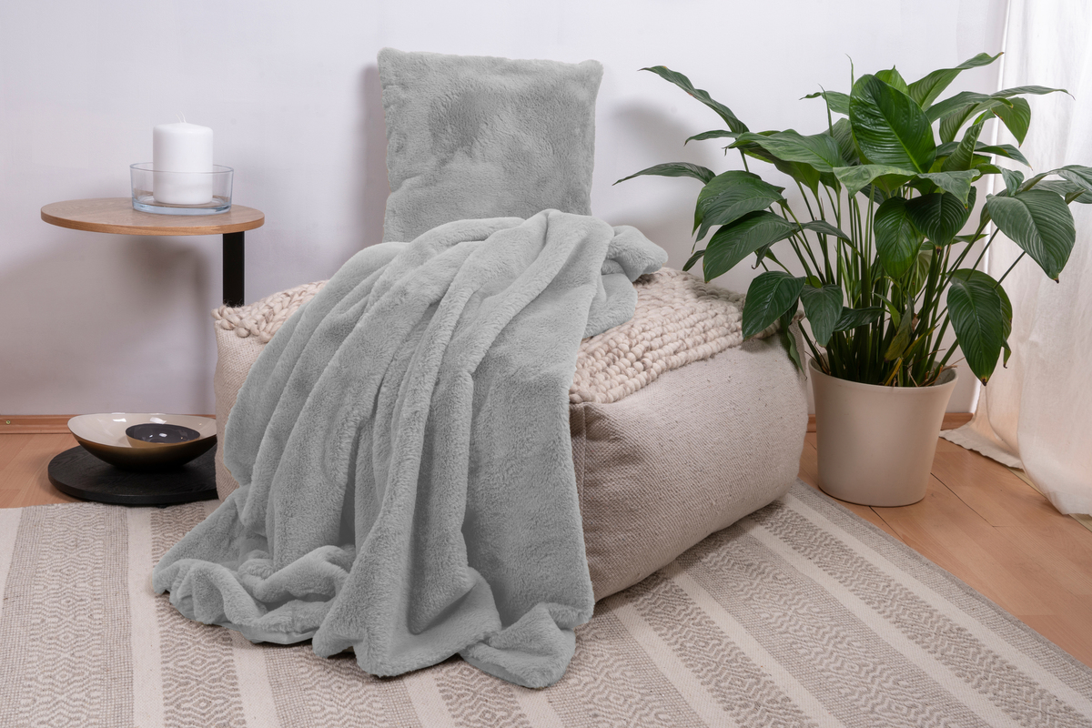 Dekokissen & Decke Aimee 525 2er-Set Grau / Blau Dekokissen & Decke Aimee 525 2er-Set Grau / Blau