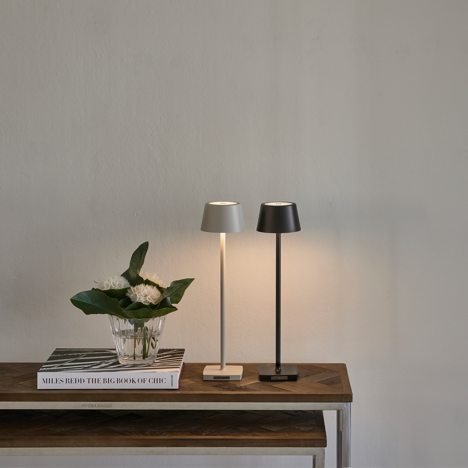Luminee LED Lamp Micro USB black
