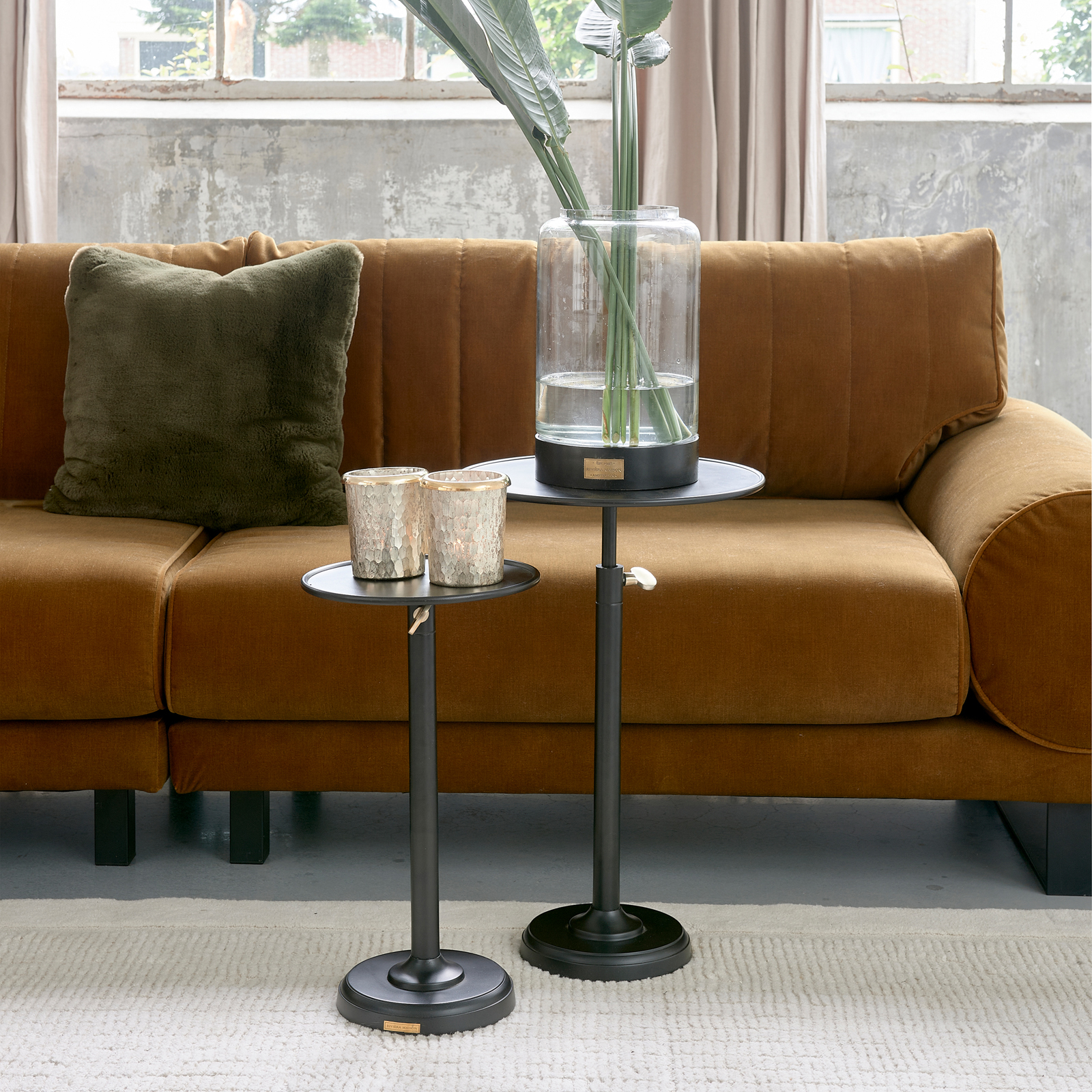 Venice Adjustable Sofa Table black L Venice Adjustable Sofa Table black L