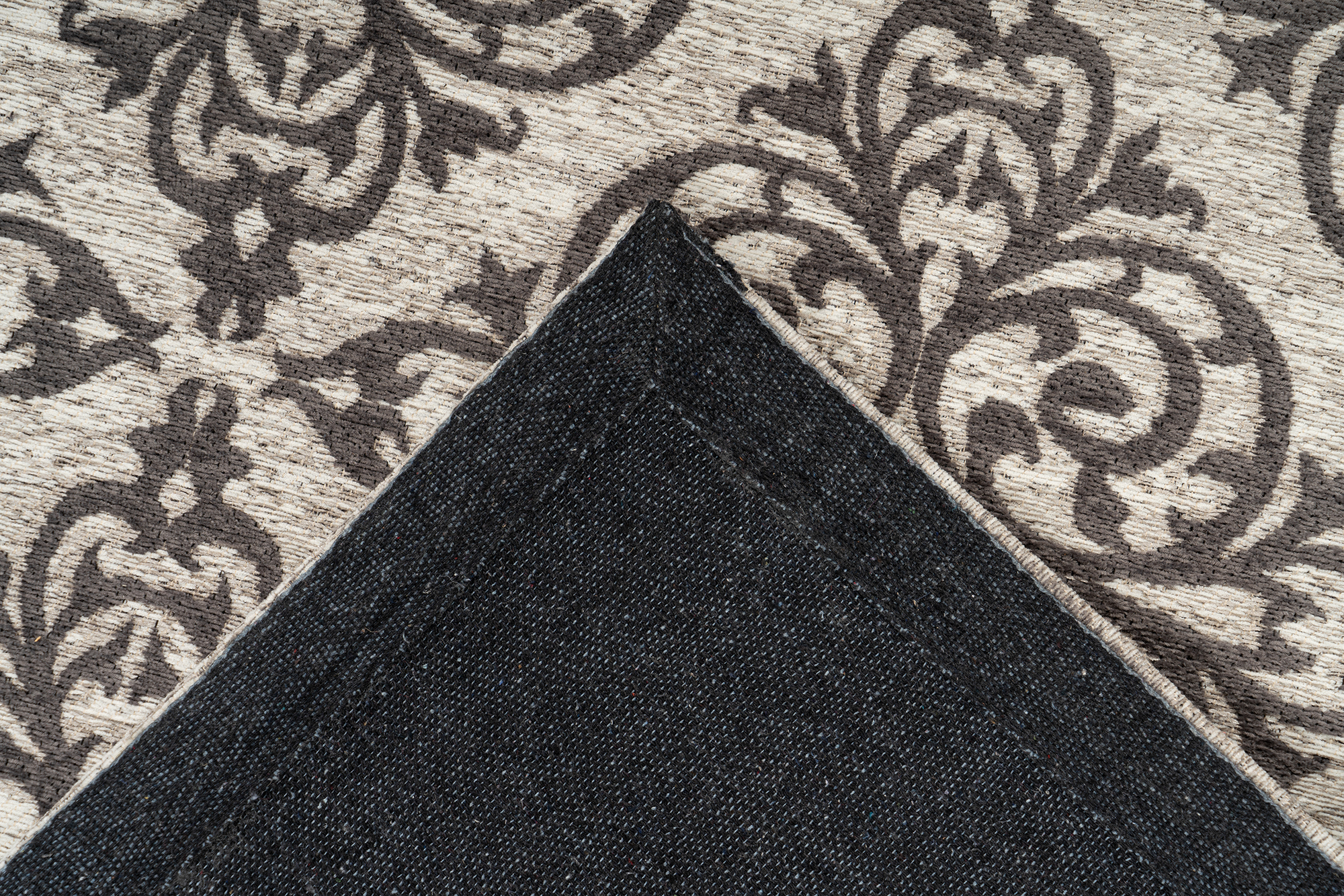 Davio 100-IN Grau 160cm x 230cm Davio 100-IN Grau 160cm x 230cm
