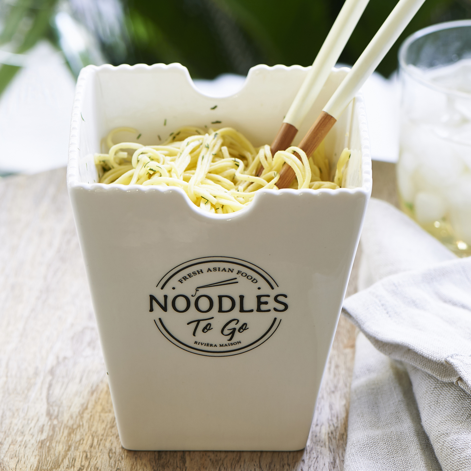 Fresh Asian Food Noodles To Go Bowl