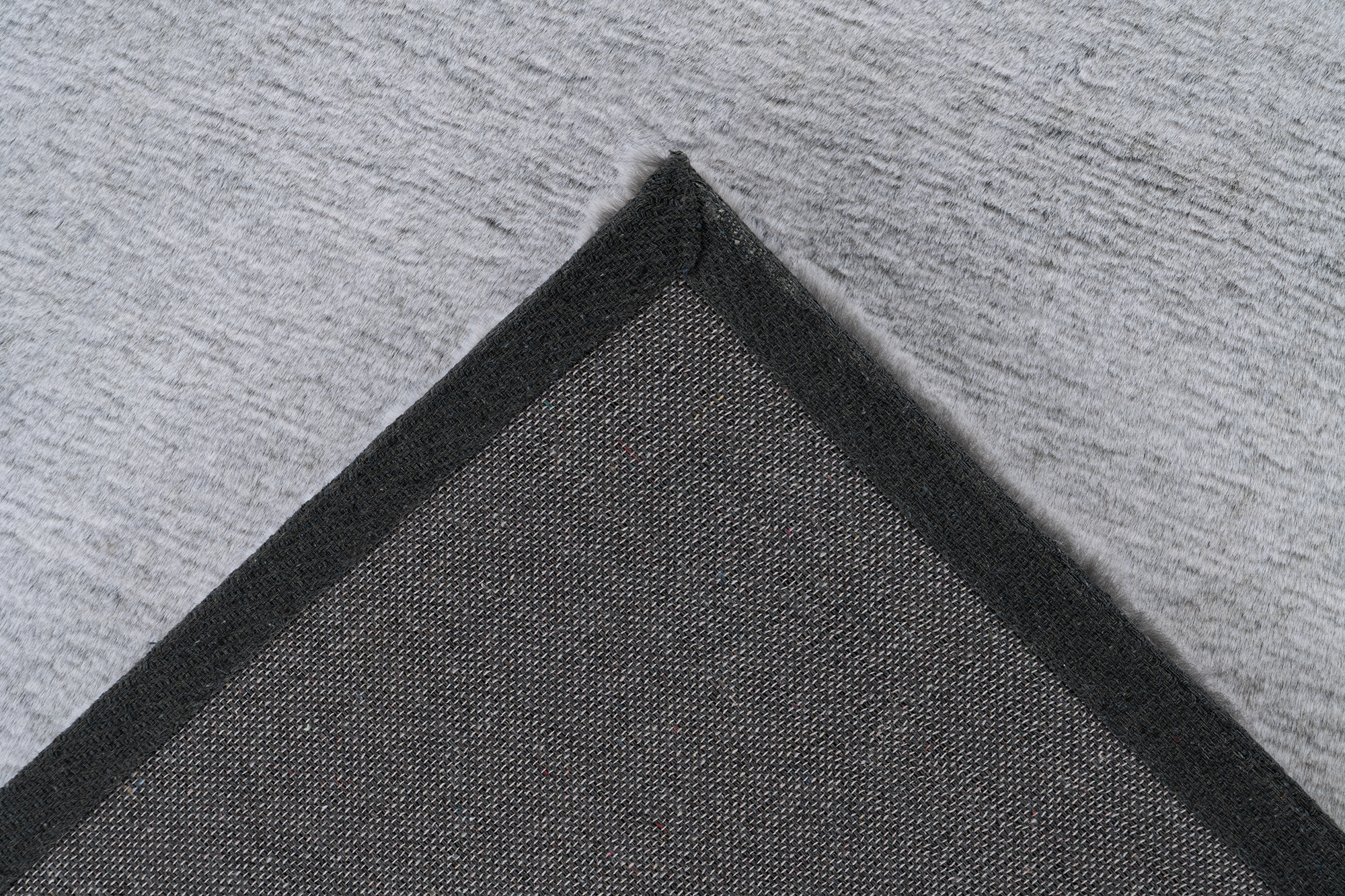 Saika 100-IN Anthrazit / Weiß 120cm x 170cm Saika 100-IN Anthrazit / Weiß 120cm x 170cm