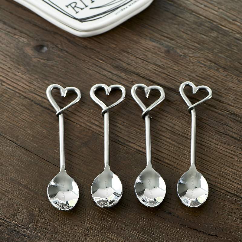 With Love.. Spoons 4 pieces