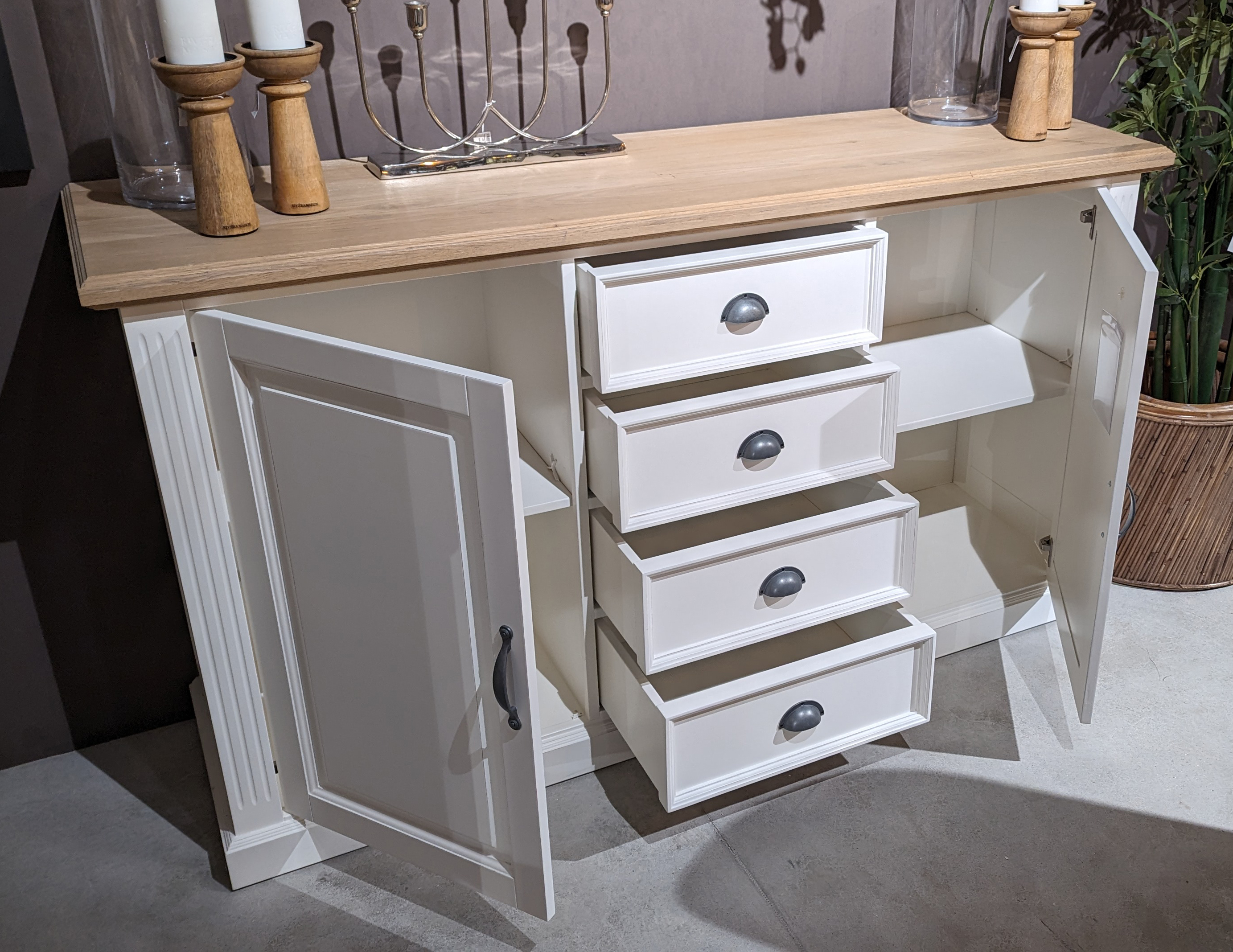 XO Interiors Anrichte Chick Landhaus Sideboard Schrank Wohnzimmerschrank Wohnzimmer