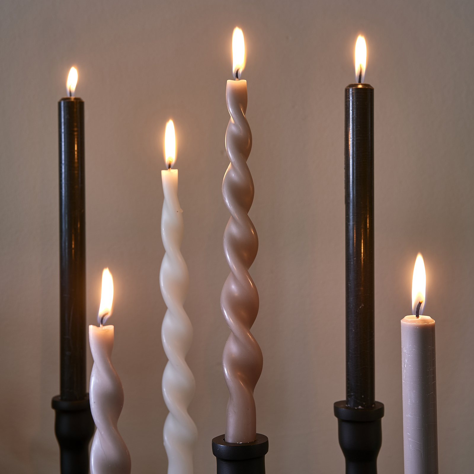 Twisted Dinner Candles flax 4pcs